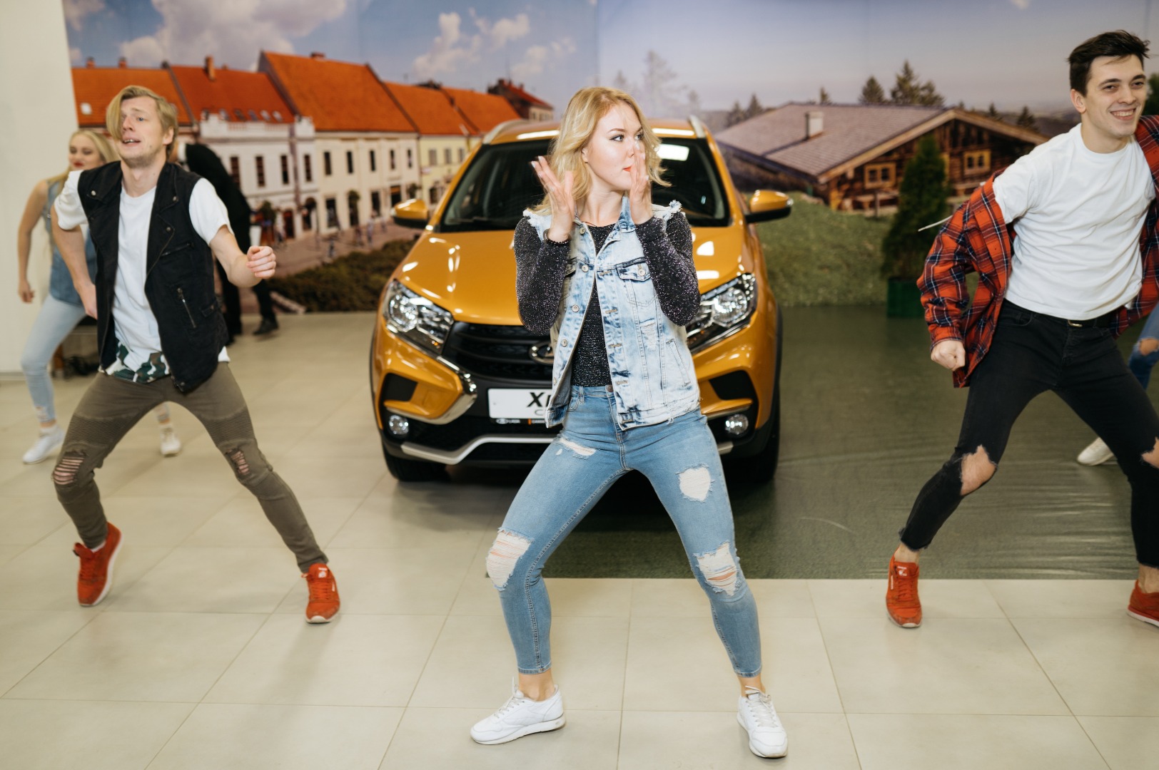 В Самара-Лада состоялось праздничное шоу в честь выхода новой LADA XRAY Cross